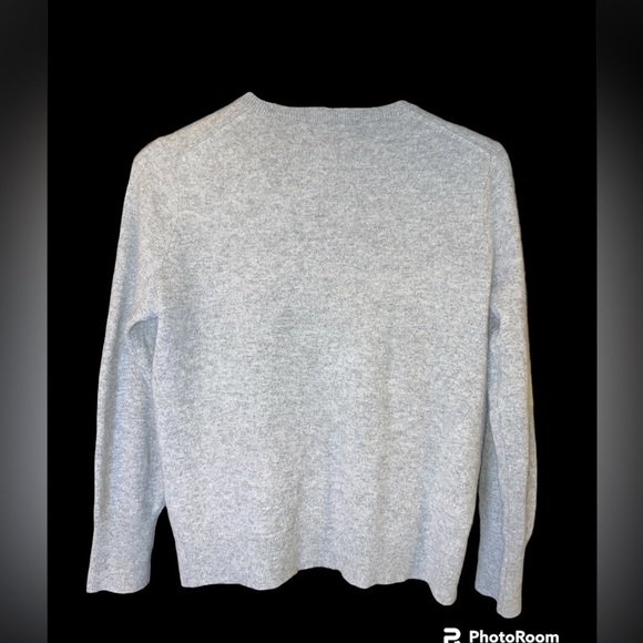 EVERLANE cashmere Classic Crew gray sweater - Picture 2 of 4